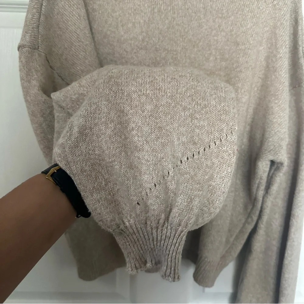 French style loose fit long sleeve knit sweater in color apricot | M - Picture 4 of 7